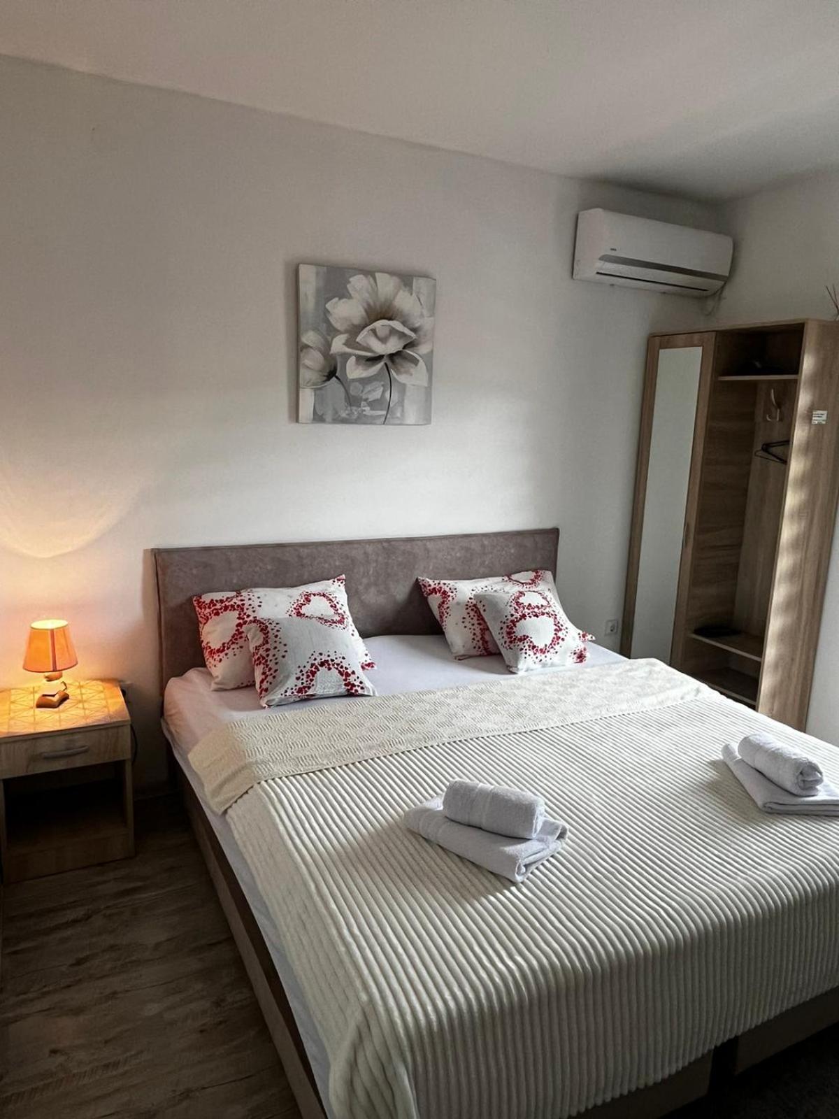 Apartmani Nikolic Višegrad Oda fotoğraf